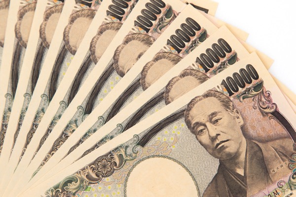 小顔整形の値段｜方法別の相場・安く受けるポイント・注意点を紹介
